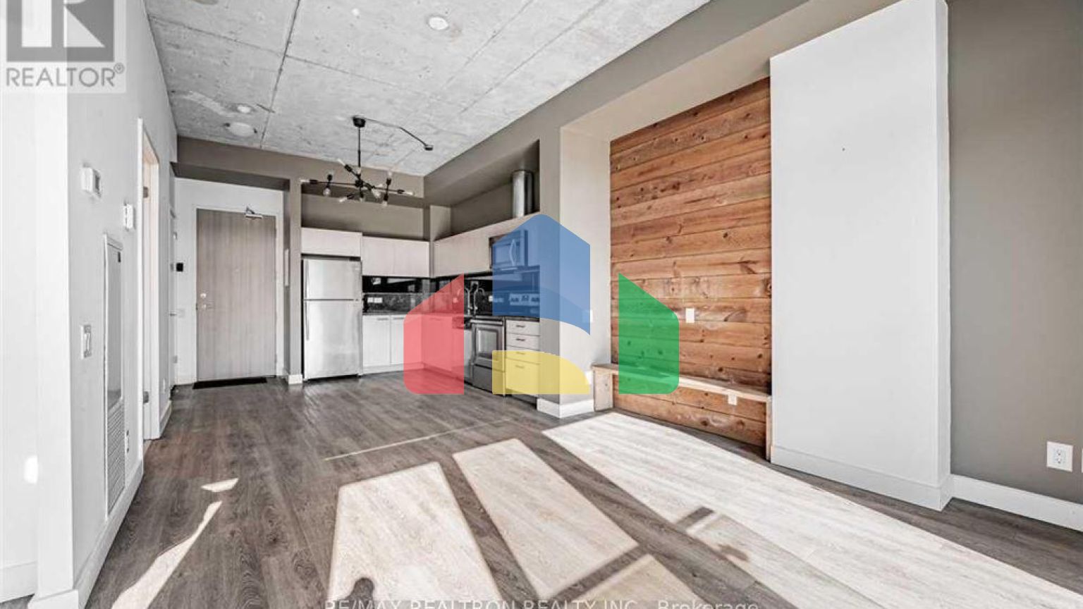 Residential - Single Family Home - Toronto, Canada - Canada