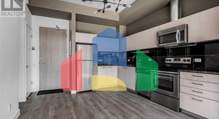 Residential - Single Family Home - Toronto, Canada - Canada