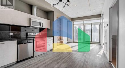 Residential - Single Family Home - Toronto, Canada - Canada