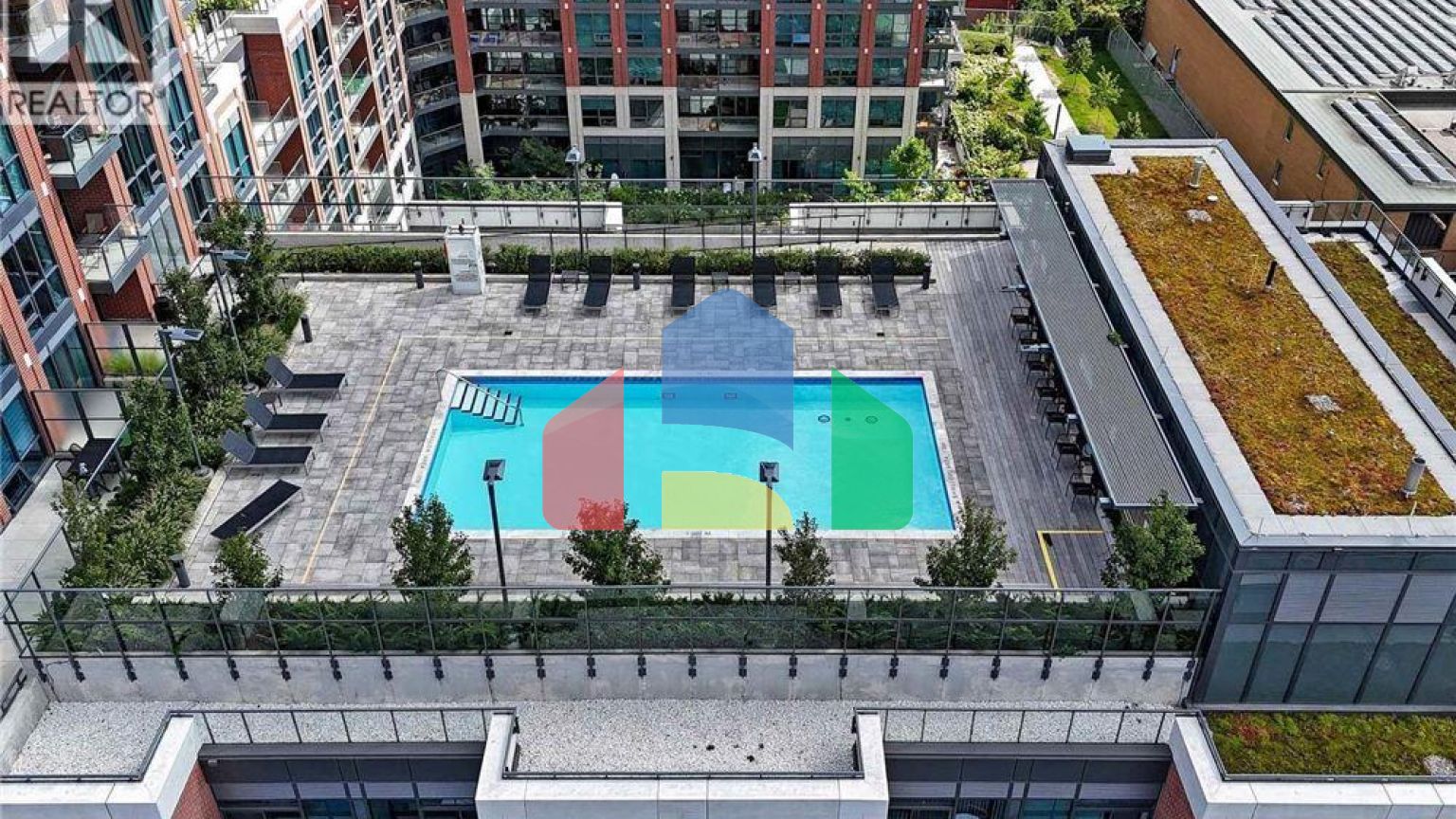 Residential - Single Family Home - Toronto, Canada - Canada