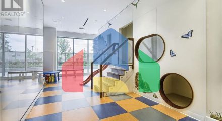 Residential - Single Family Home - Toronto, Canada - Canada