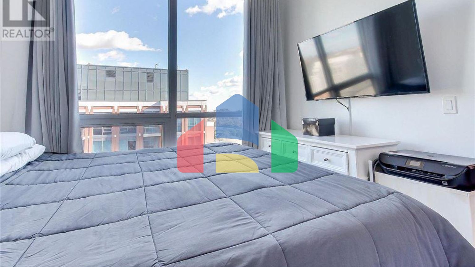 Residential - Single Family Home - Toronto, Canada - Canada