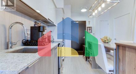 Residential - Single Family Home - Toronto, Canada - Canada