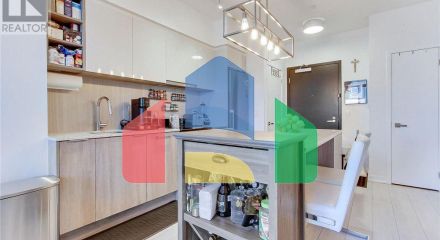 Residential - Single Family Home - Toronto, Canada - Canada