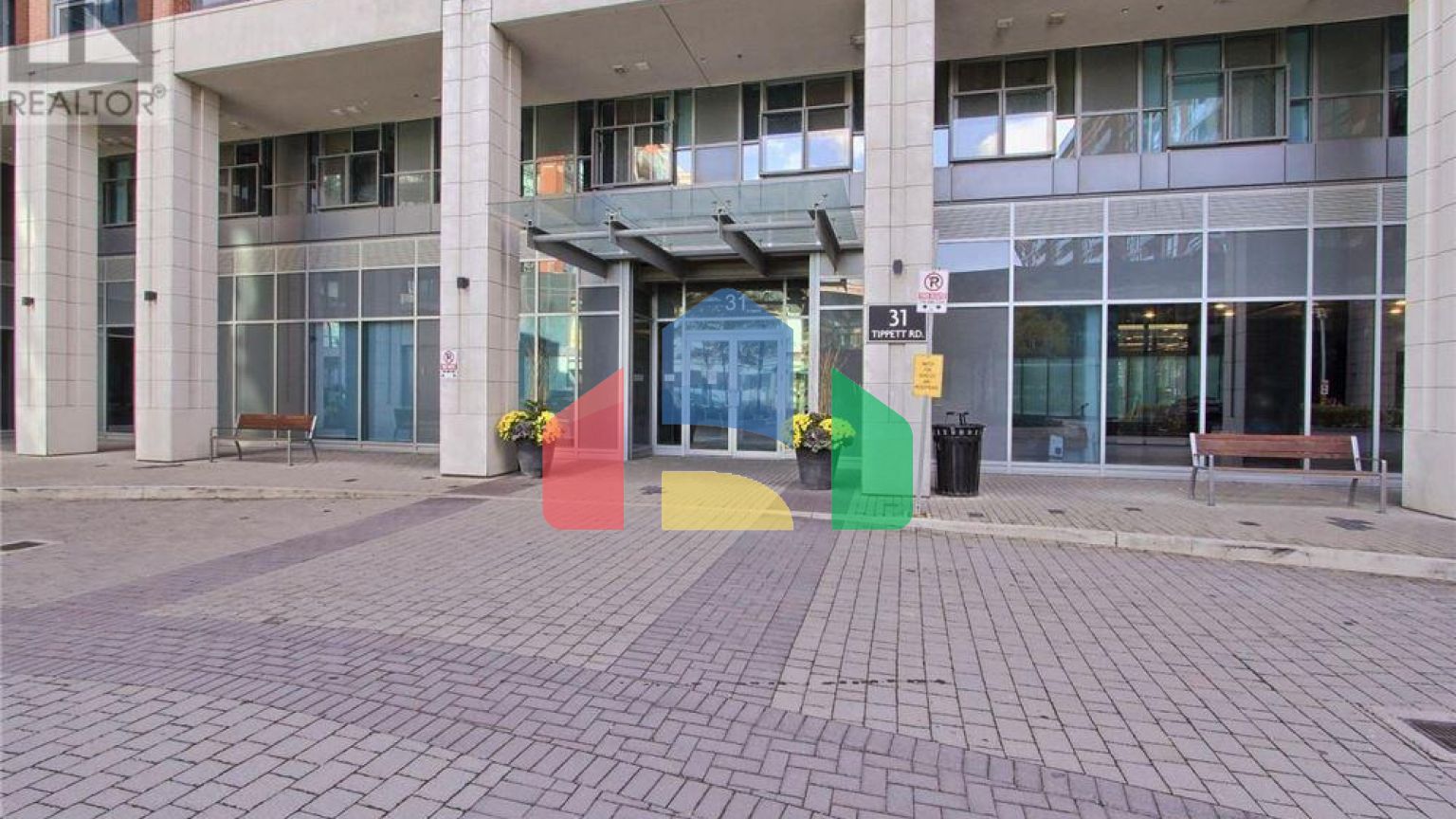 Residential - Single Family Home - Toronto, Canada - Canada