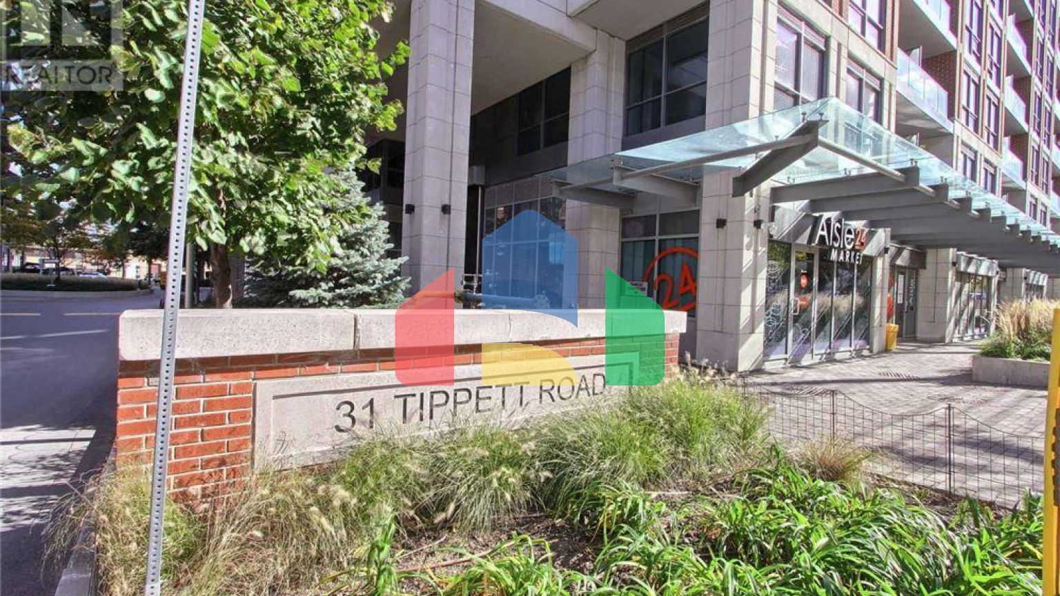 Residential - Single Family Home - Toronto, Canada - Canada