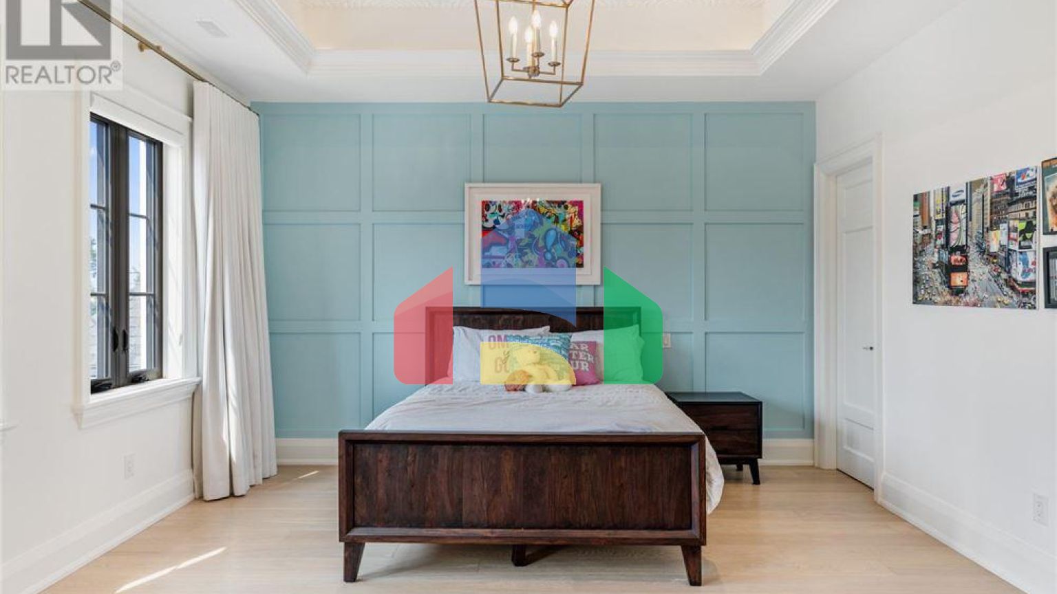 Residential - Single Family Home - Toronto, Canada - Canada