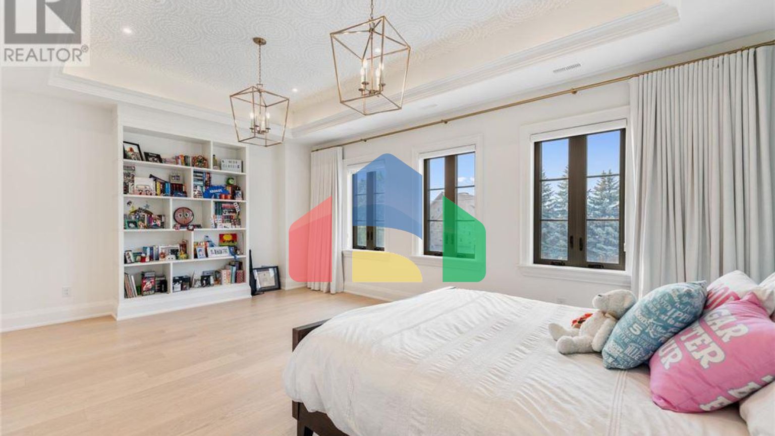 Residential - Single Family Home - Toronto, Canada - Canada