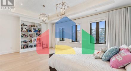 Residential - Single Family Home - Toronto, Canada - Canada