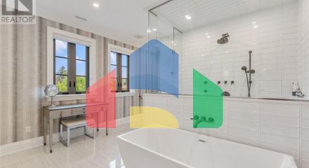 Residential - Single Family Home - Toronto, Canada - Canada