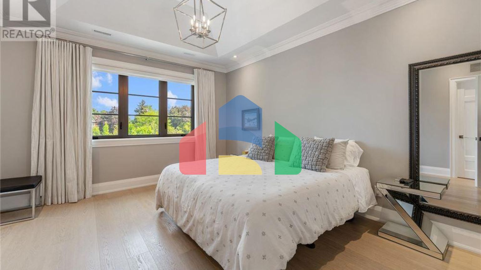 Residential - Single Family Home - Toronto, Canada - Canada