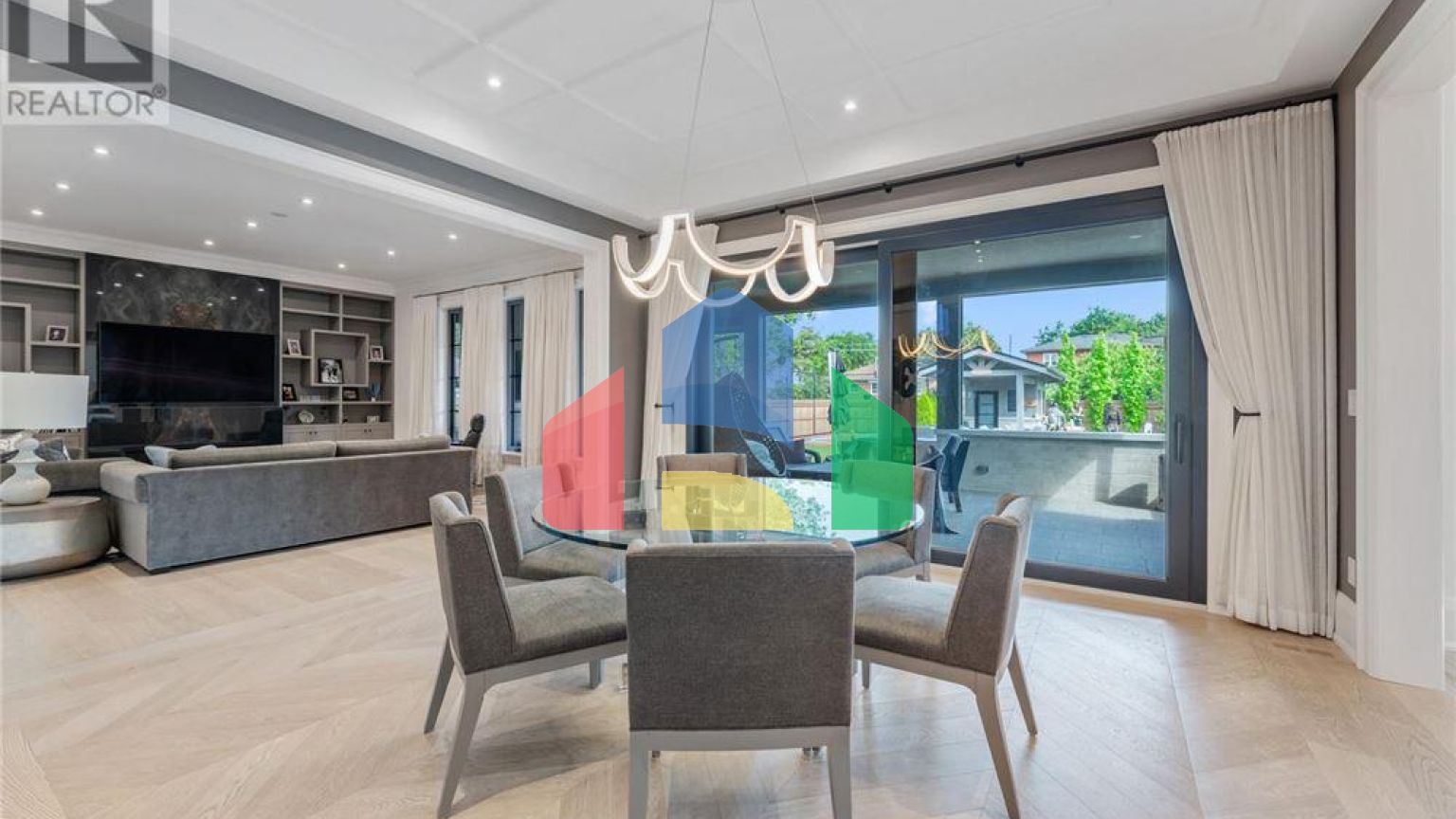 Residential - Single Family Home - Toronto, Canada - Canada