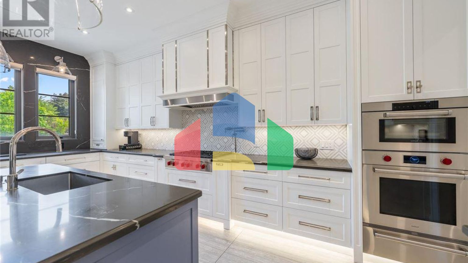 Residential - Single Family Home - Toronto, Canada - Canada