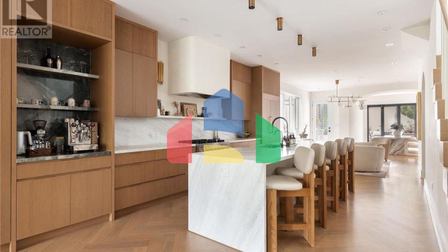 Residential - Single Family Home - Toronto, Canada - Canada