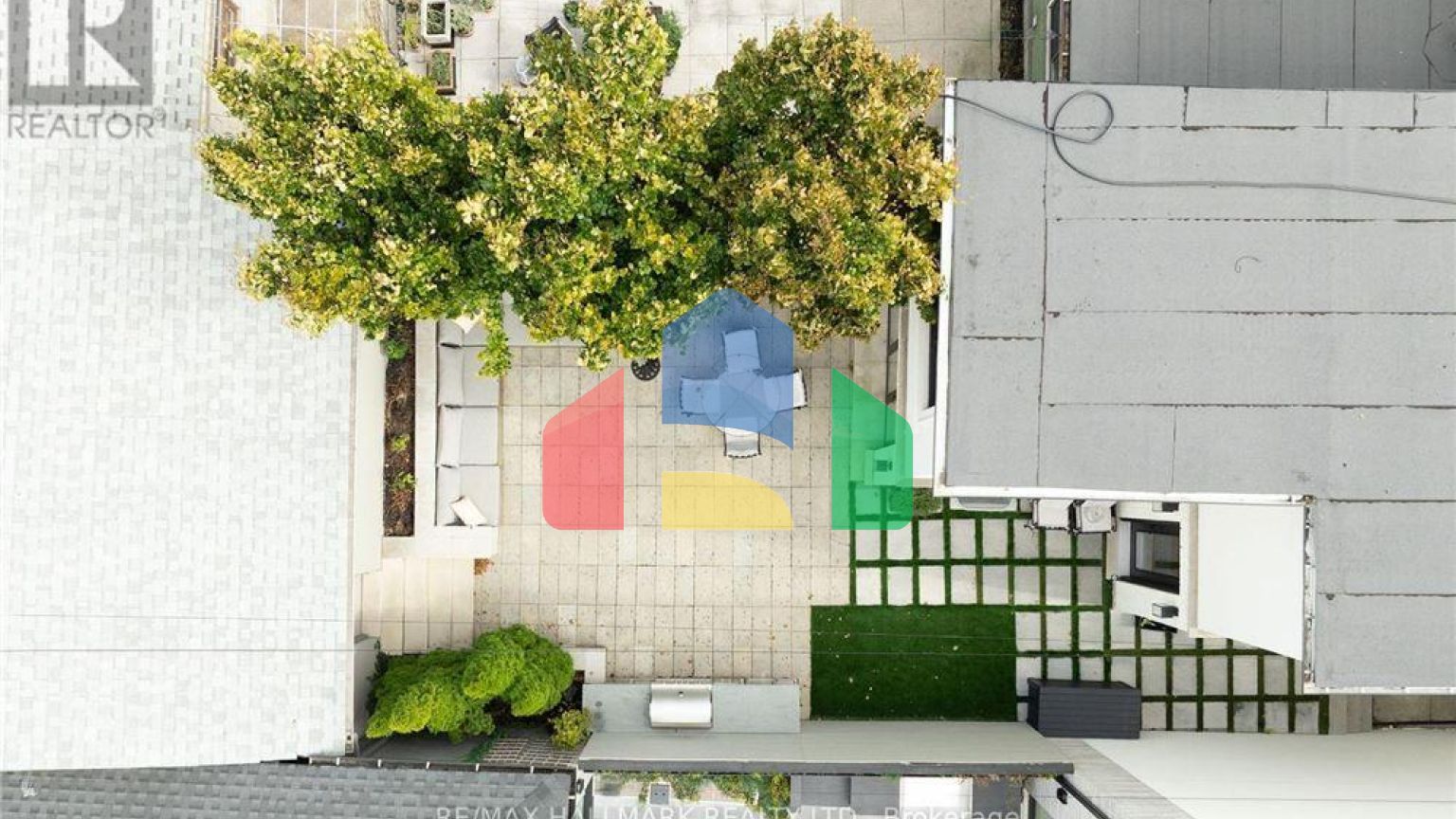 Residential - Single Family Home - Toronto, Canada - Canada