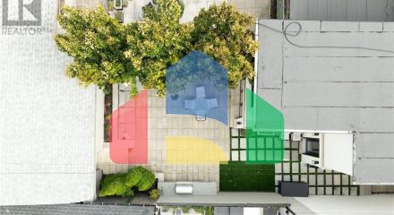 Residential - Single Family Home - Toronto, Canada - Canada