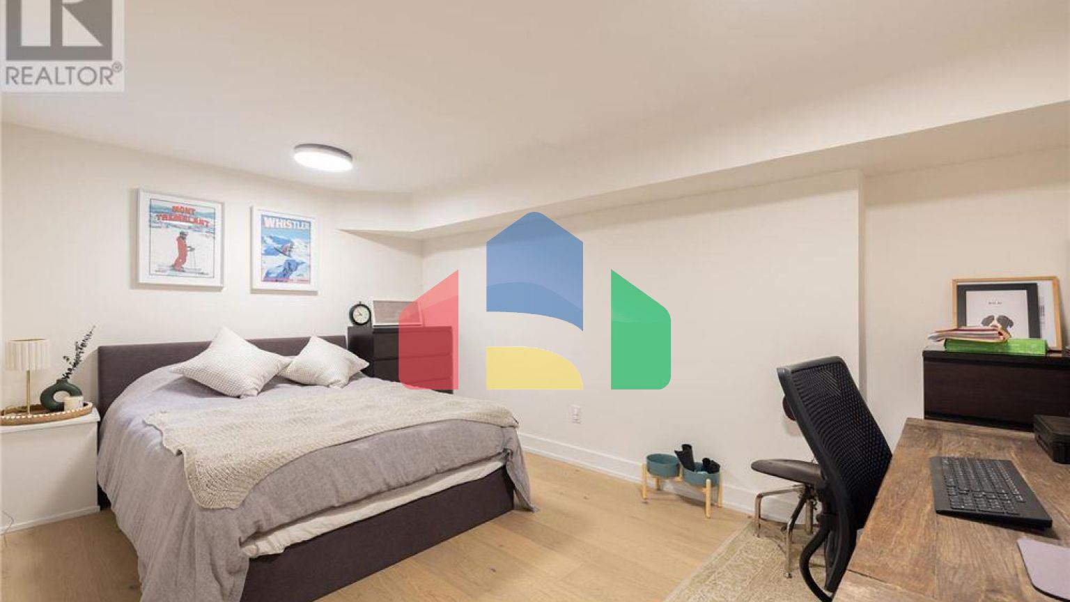 Residential - Single Family Home - Toronto, Canada - Canada