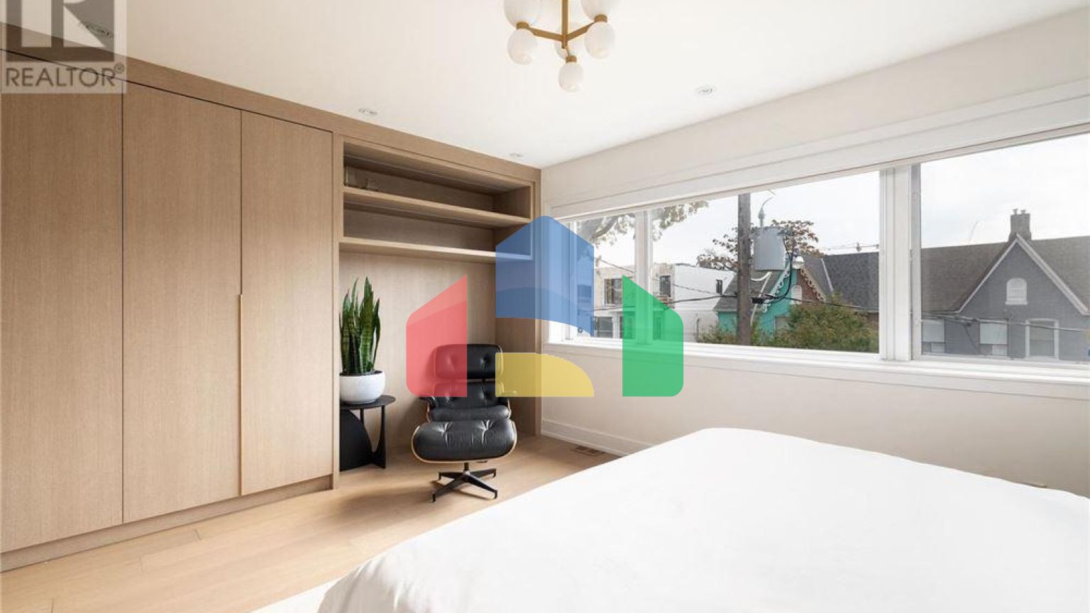 Residential - Single Family Home - Toronto, Canada - Canada