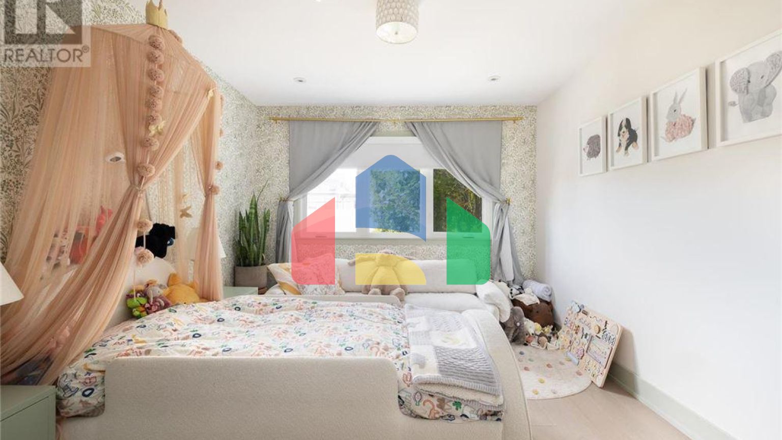 Residential - Single Family Home - Toronto, Canada - Canada