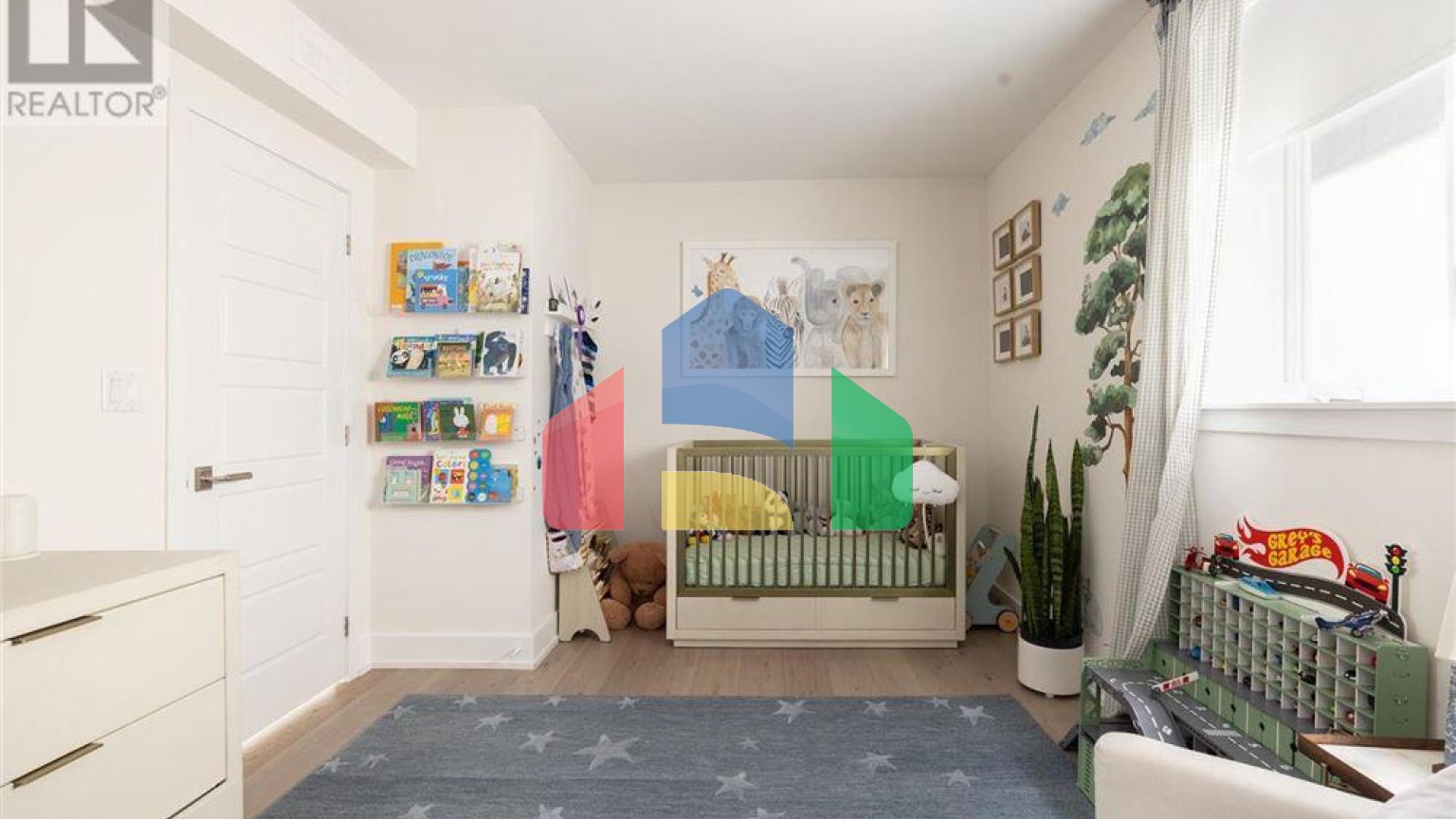 Residential - Single Family Home - Toronto, Canada - Canada