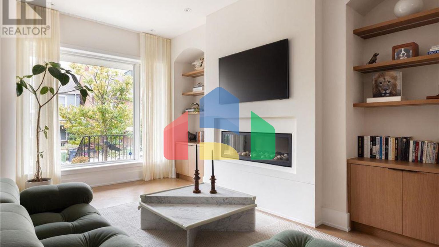 Residential - Single Family Home - Toronto, Canada - Canada