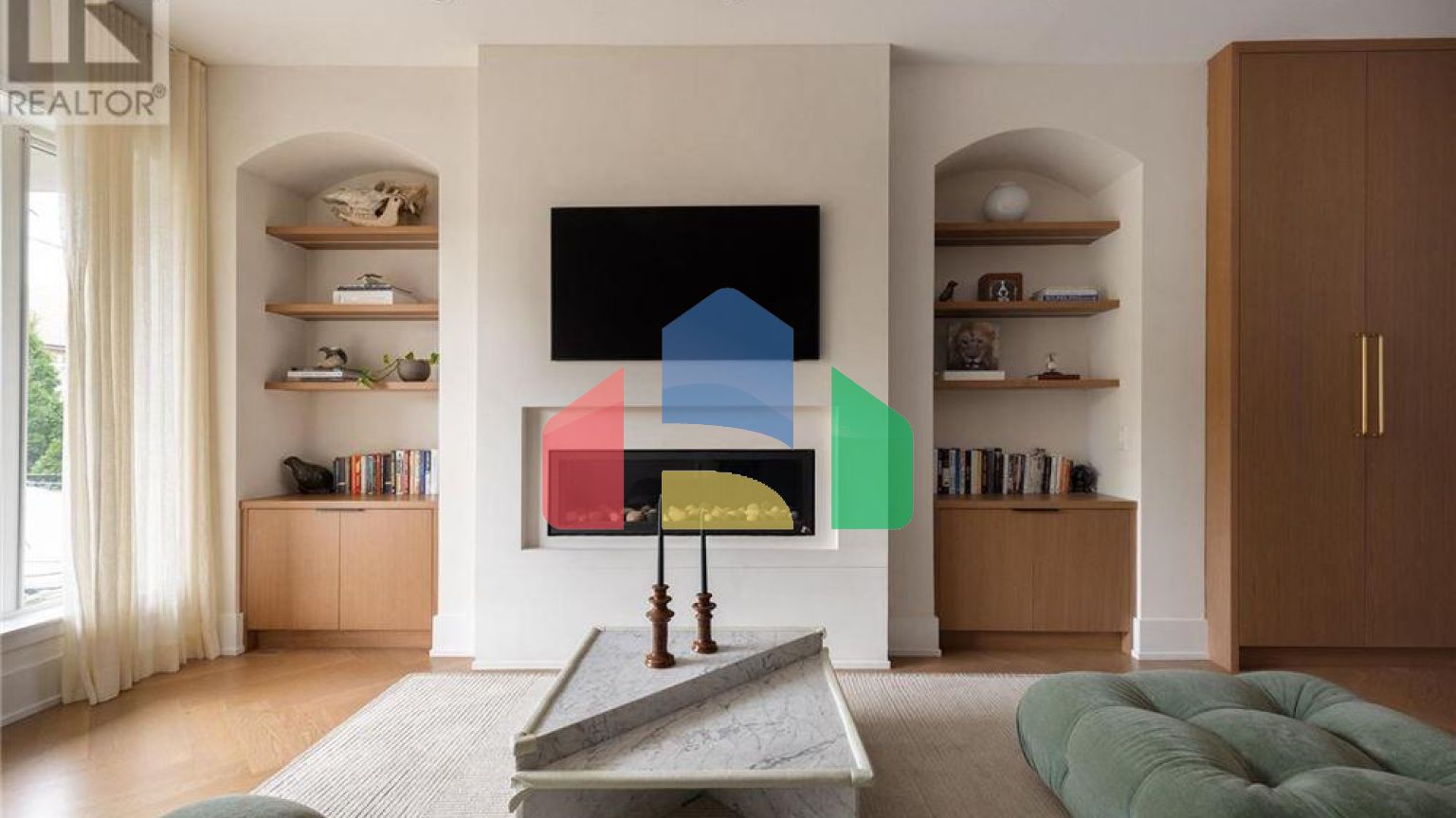 Residential - Single Family Home - Toronto, Canada - Canada