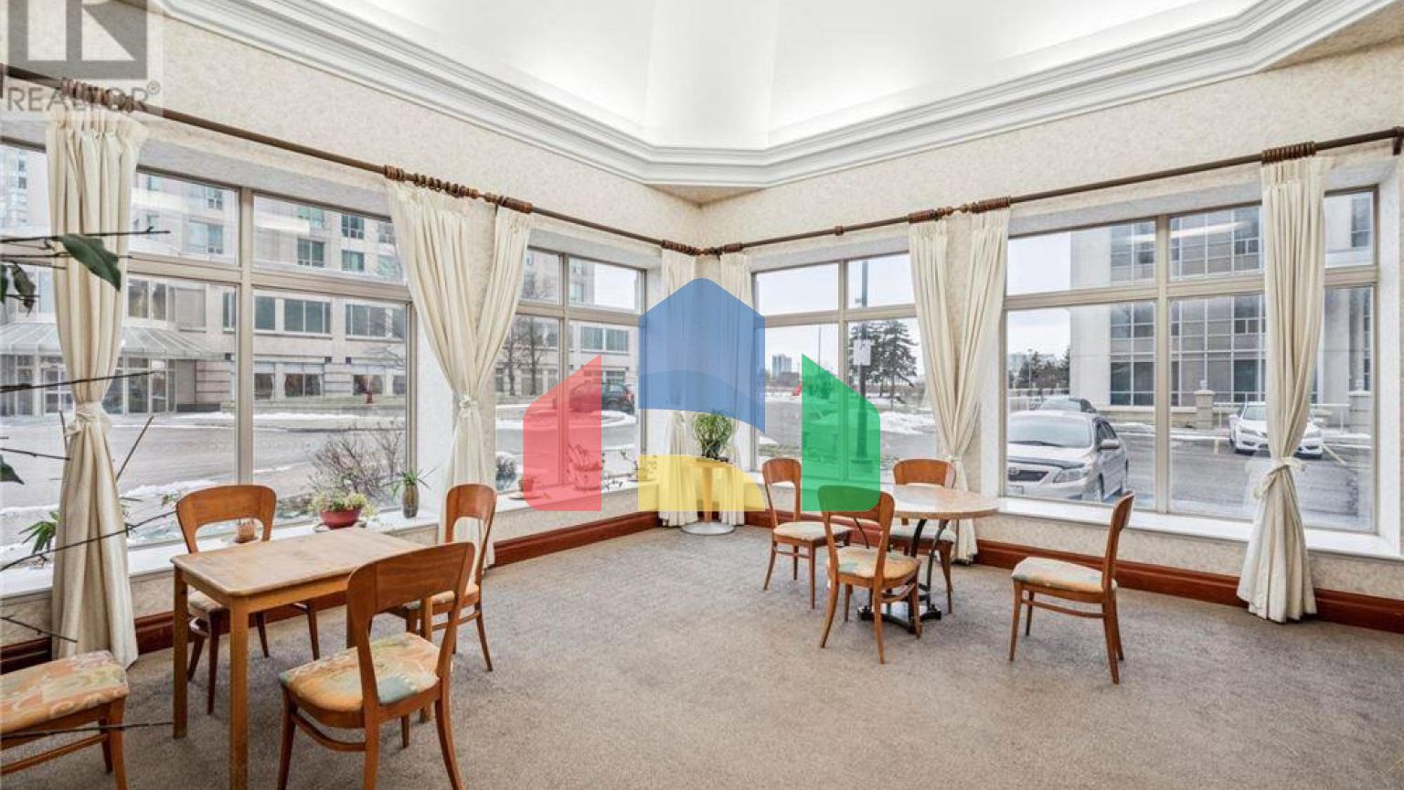 Residential - Single Family Home - Toronto, Canada - Canada