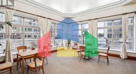 Residential - Single Family Home - Toronto, Canada - Canada