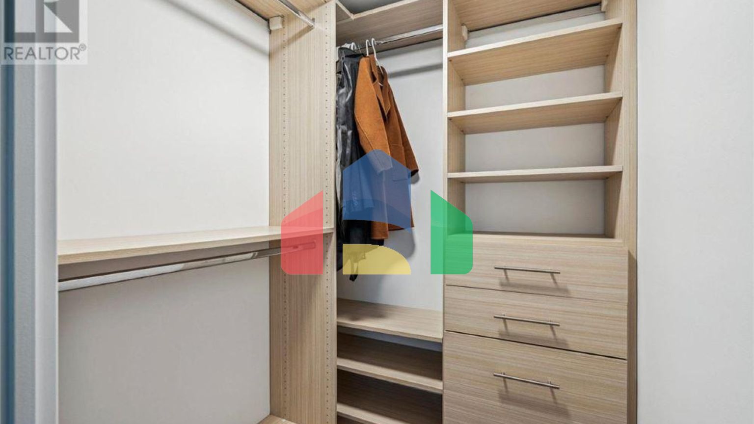 Residential - Single Family Home - Toronto, Canada - Canada