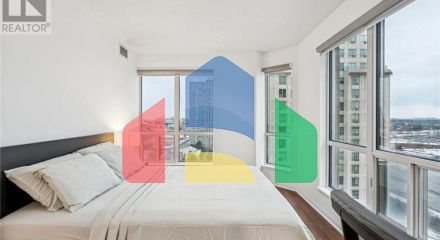 Residential - Single Family Home - Toronto, Canada - Canada