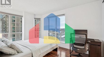 Residential - Single Family Home - Toronto, Canada - Canada