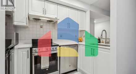 Residential - Single Family Home - Toronto, Canada - Canada