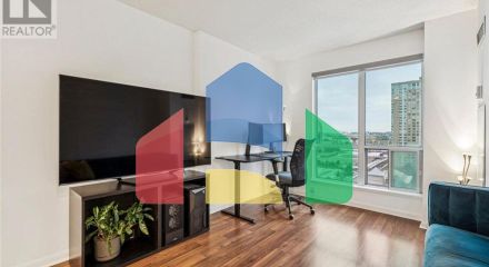 Residential - Single Family Home - Toronto, Canada - Canada