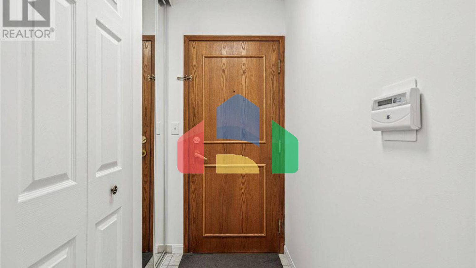 Residential - Single Family Home - Toronto, Canada - Canada