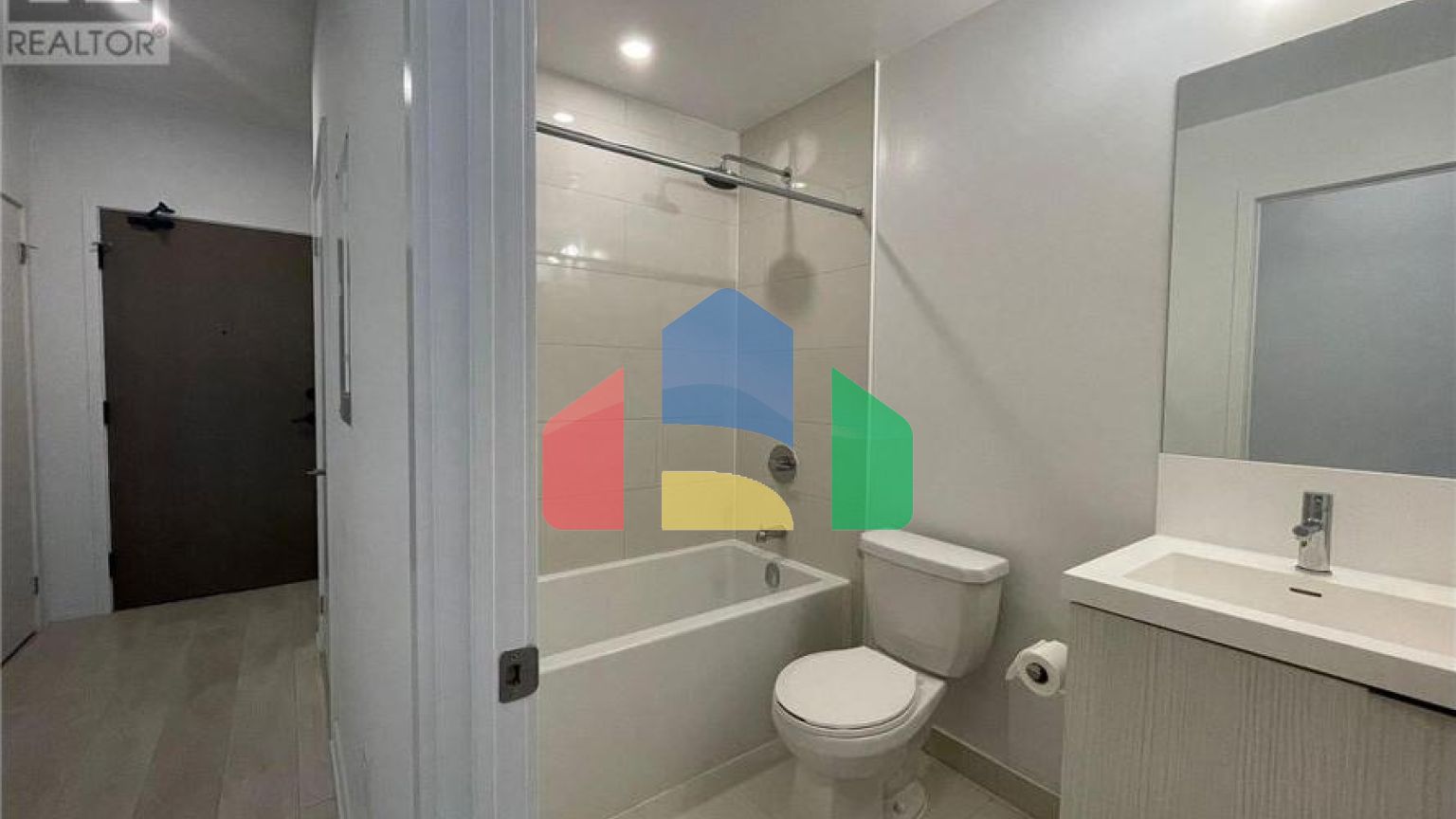 Residential - Single Family Home - Toronto, Canada - Canada