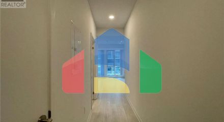 Residential - Single Family Home - Toronto, Canada - Canada