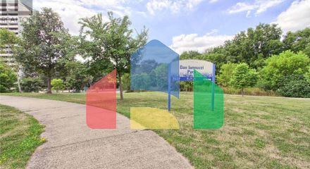 Residential - Single Family Home - Toronto, Canada - Canada