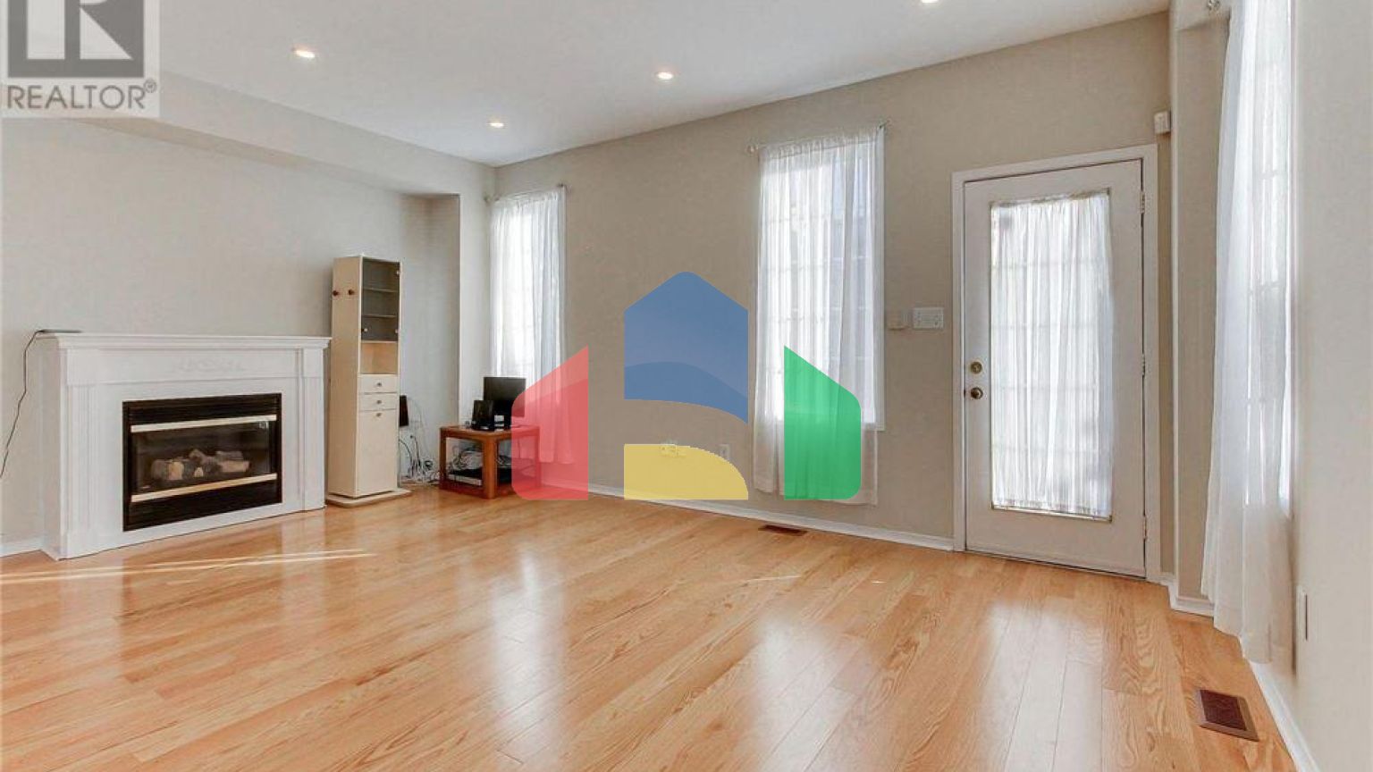 Residential - Single Family Home - Toronto, Canada - Canada