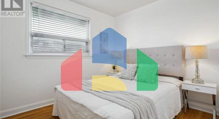 Residential - Single Family Home - Toronto, Canada - Canada