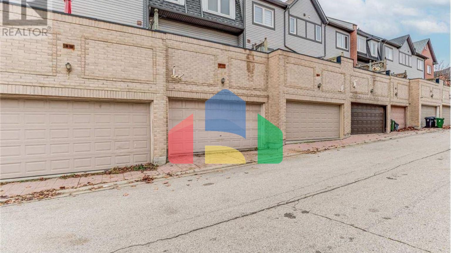 Residential - Single Family Home - Toronto, Canada - Canada