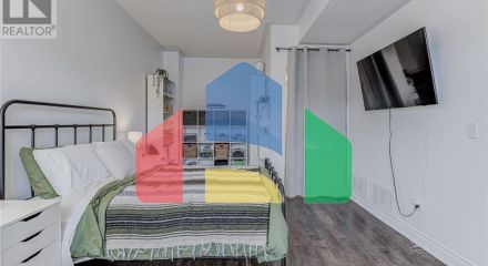 Residential - Single Family Home - Toronto, Canada - Canada