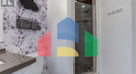 Residential - Single Family Home - Toronto, Canada - Canada