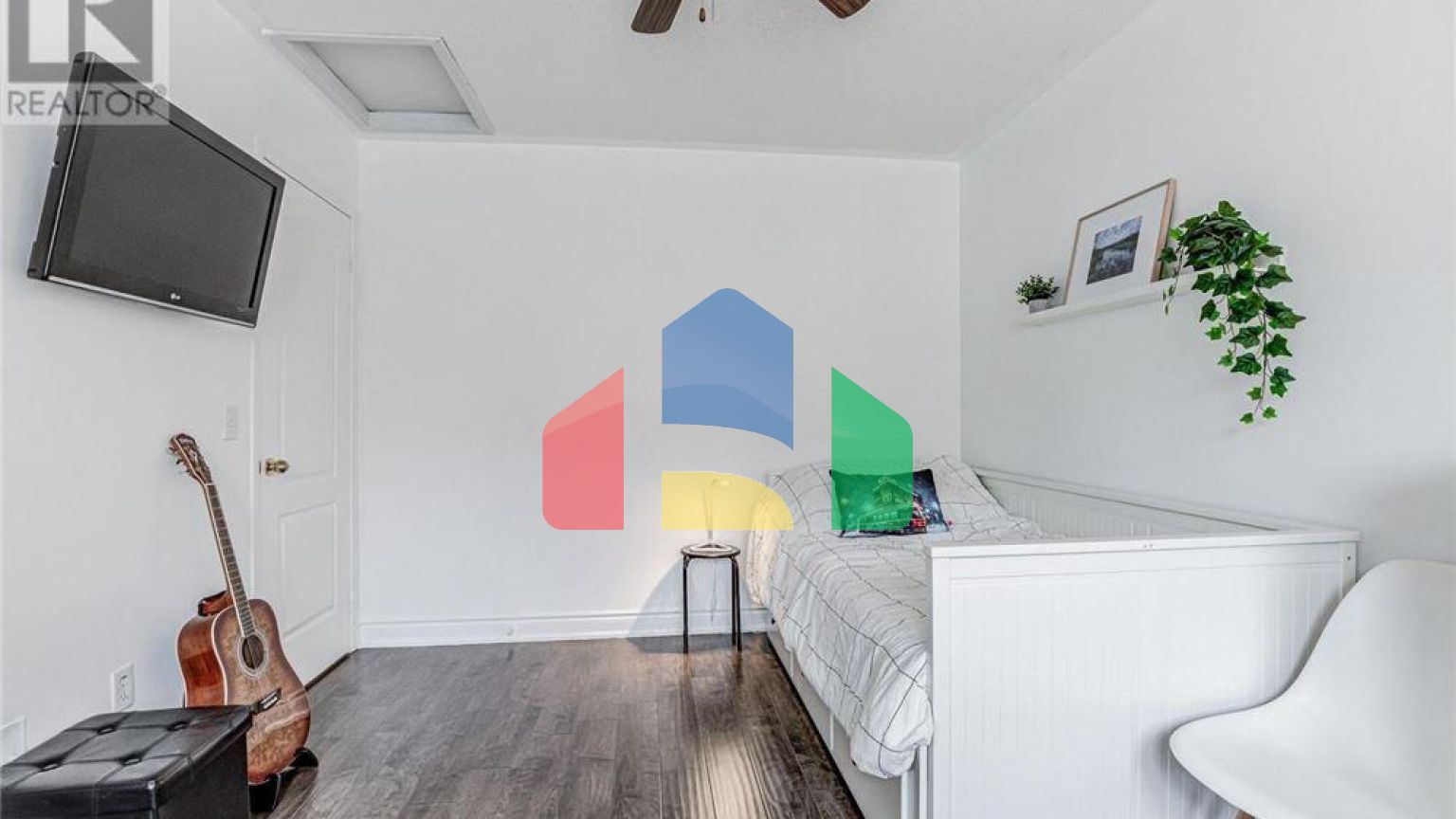 Residential - Single Family Home - Toronto, Canada - Canada