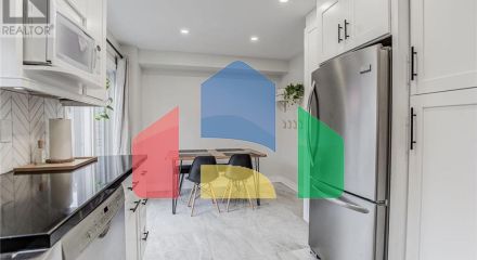 Residential - Single Family Home - Toronto, Canada - Canada