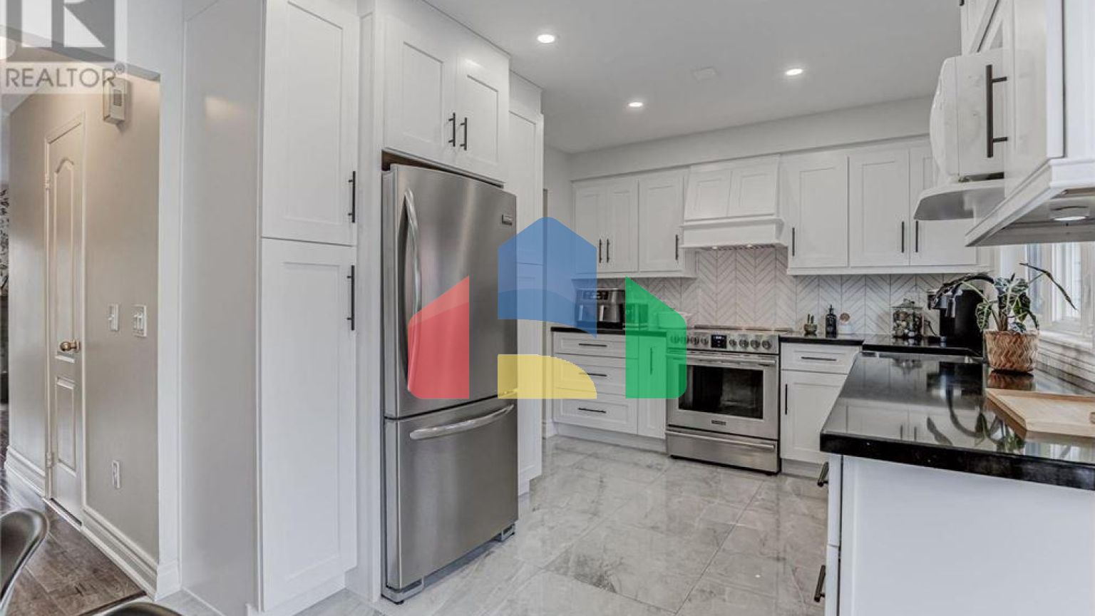 Residential - Single Family Home - Toronto, Canada - Canada