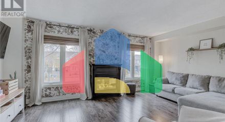 Residential - Single Family Home - Toronto, Canada - Canada