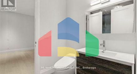 Residential - Multi-Family - Toronto, Canada - Canada