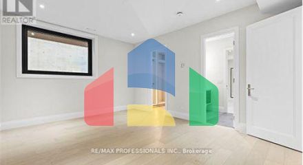 Residential - Multi-Family - Toronto, Canada - Canada