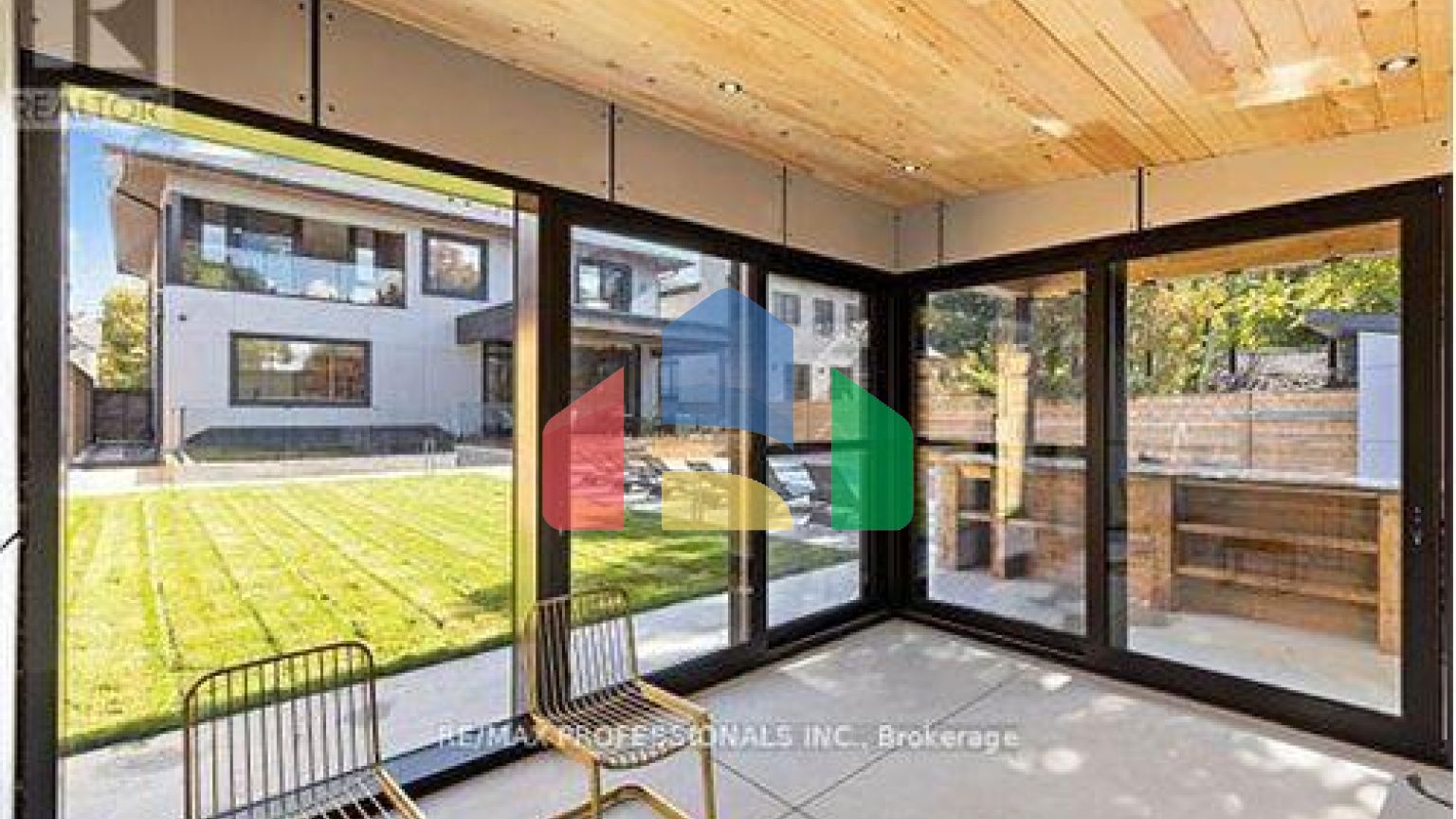 Residential - Multi-Family - Toronto, Canada - Canada