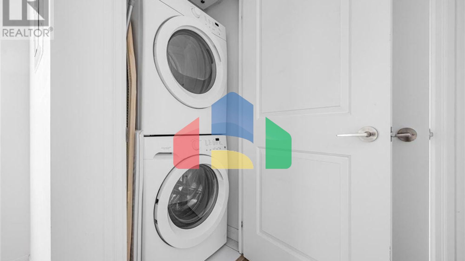 Residential - Condo/Apartment - Toronto, Canada - Canada